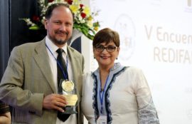 Mauricio Echeverría junto a Lourdes Fortín